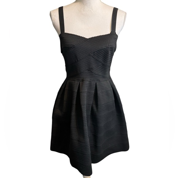 b smart Dresses & Skirts - B.Smart strapless fit and flare bandage dress size 5/6 black